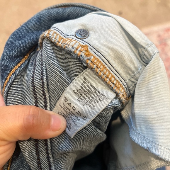 We The Free Jeans Women's 26 Slim Fit Bootcut MediumWash Blue Stretch Denim Pant - Picture 8 of 8